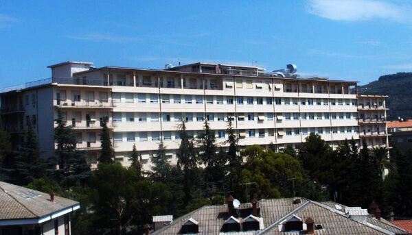 L’ospedale di Imperia ha scelto la qualità di IRIDIUM DOORS